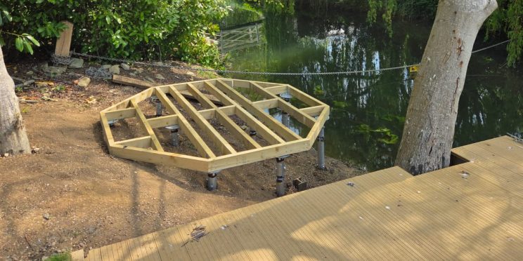 boathouse ground screw build